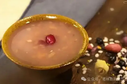 鼎尚餐飲丨臘八節快樂！塔林鼎尚與您共期美好